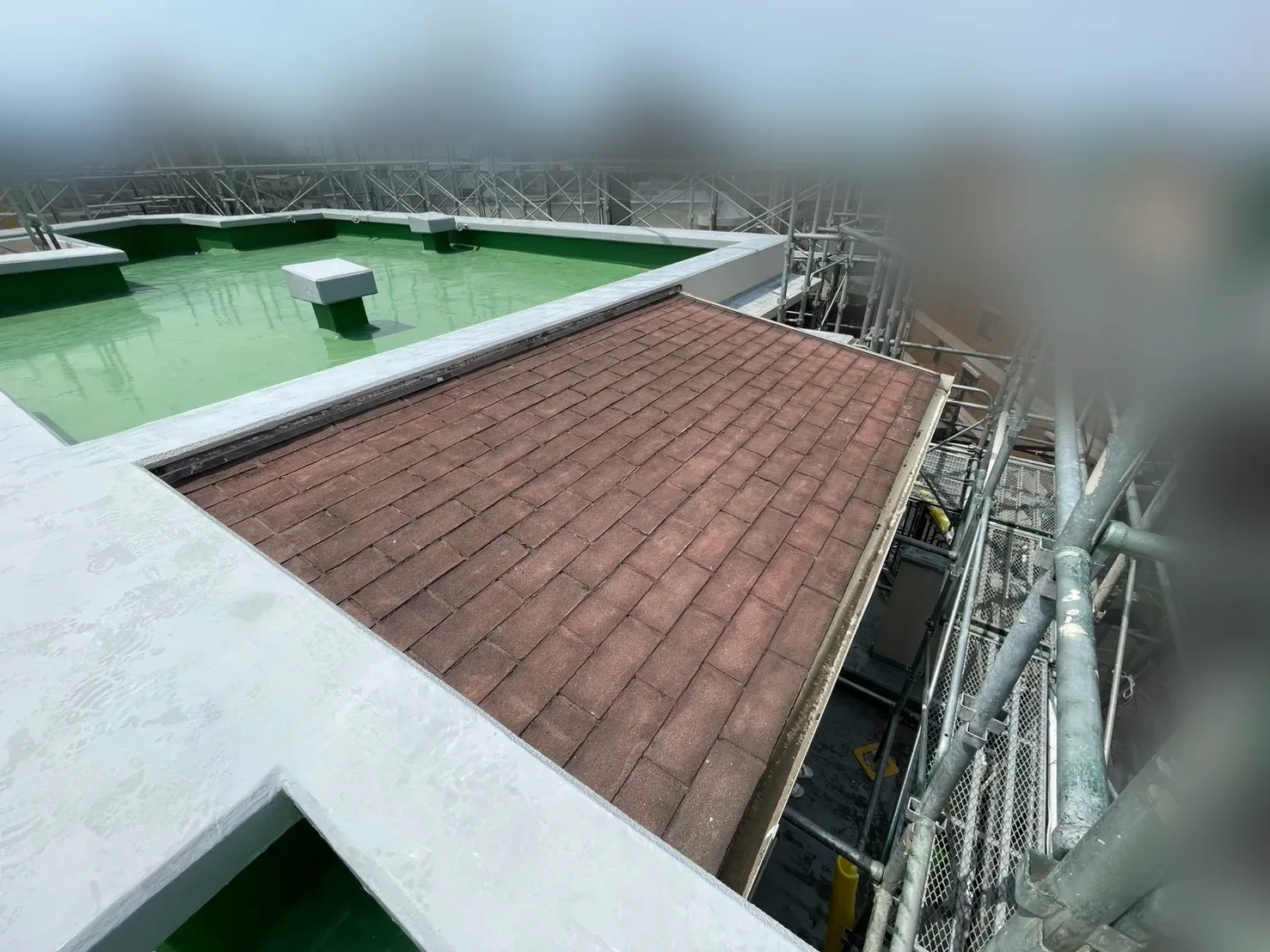 尼崎市のシングル屋根葺き替え工事前の全景