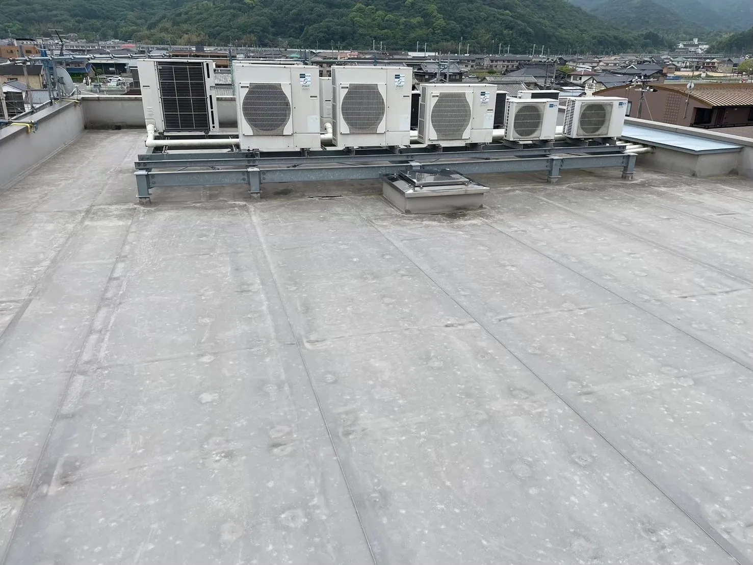 西宮市 商業施設 屋上防水工事 施工前