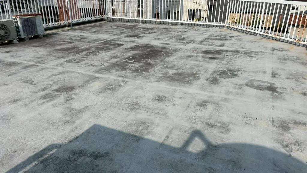 施工前の屋上防水の劣化状況2