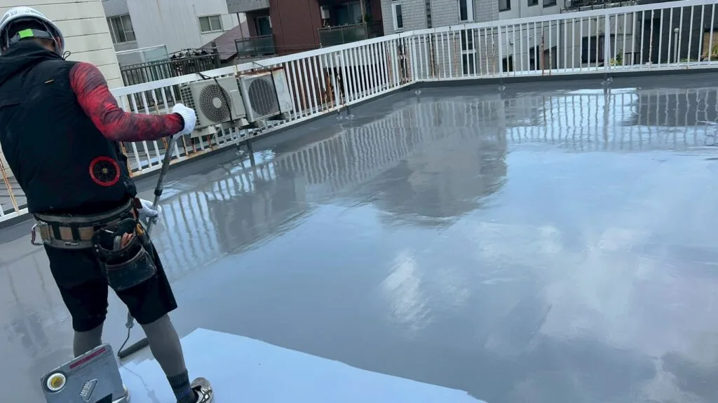トップコート塗布の様子1